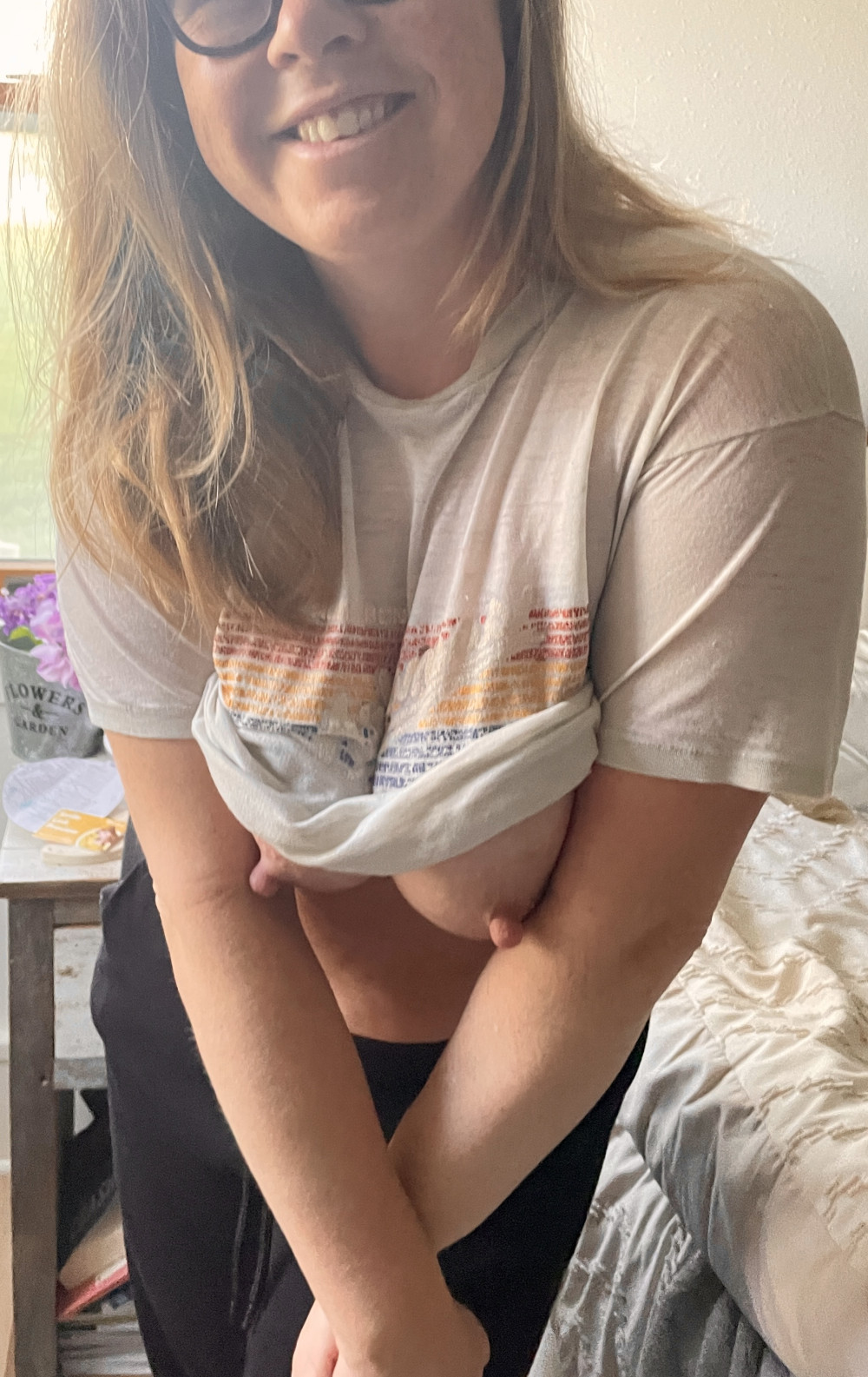 Pic #1 37yo Midwest mom of 4 here to show off