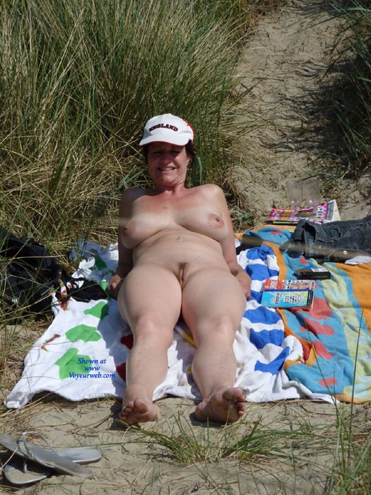 Pic #1A Voyeur Moment - Beach, Nature