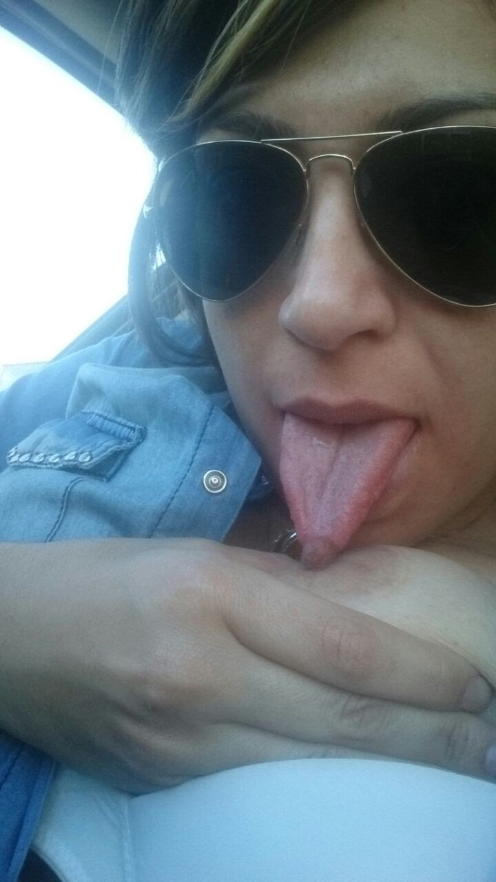 Pic #1 My large tits - Laura Izoldi