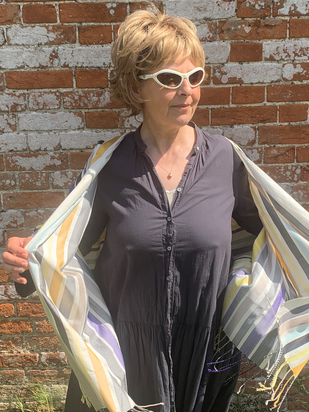 Pic #1 Lady Bee's Summer Breeze