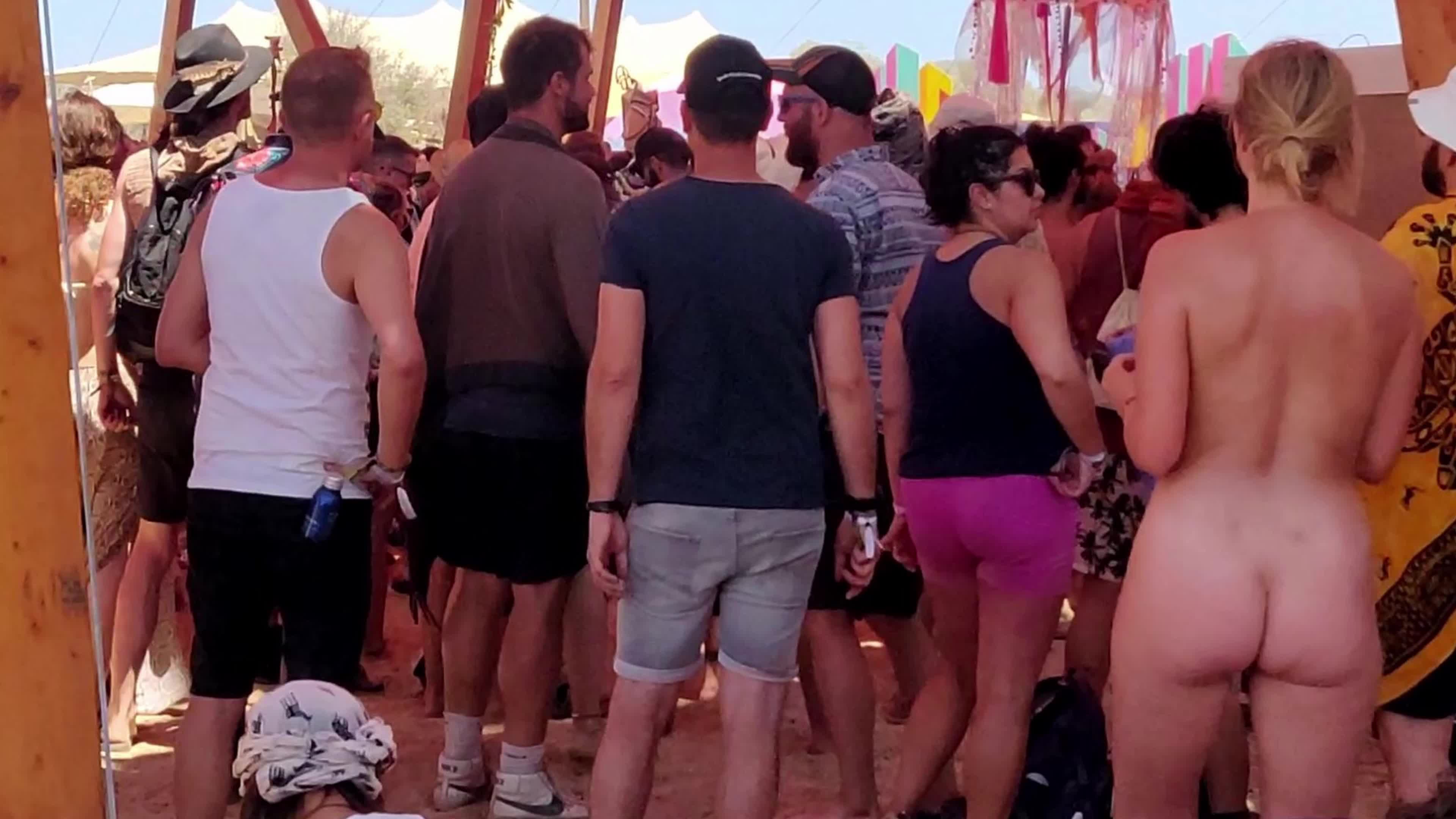 Pic #1Blonde dancing naked at festival