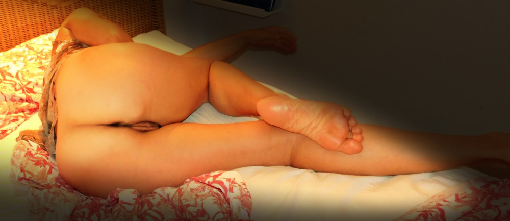 Pic #1 My wife's ass - bellafiga