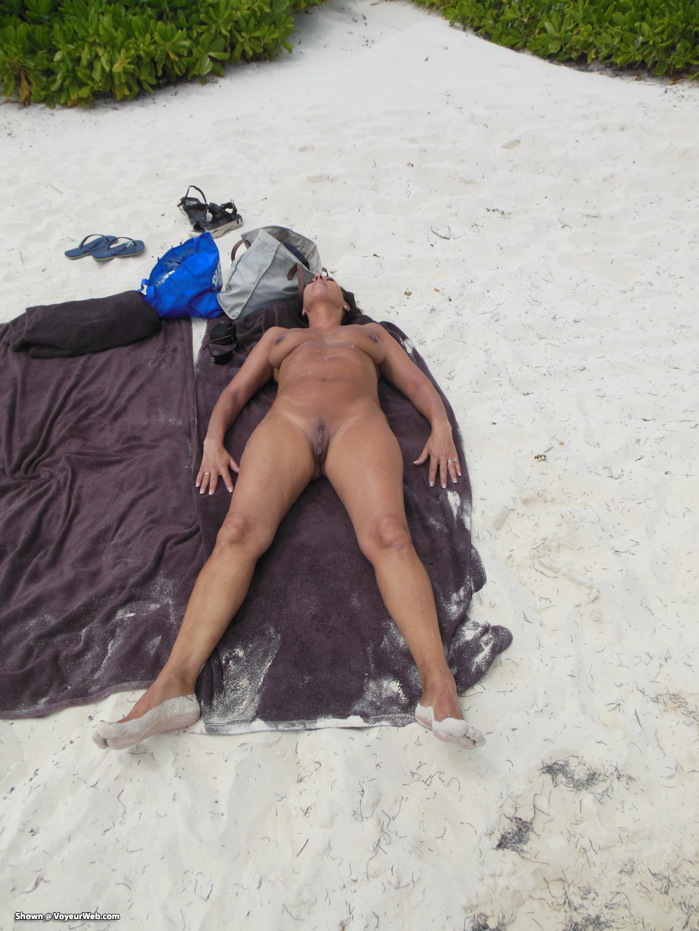 Pic #1luvs been naked on beach