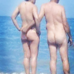 Pic #1 Nude beach voyeur