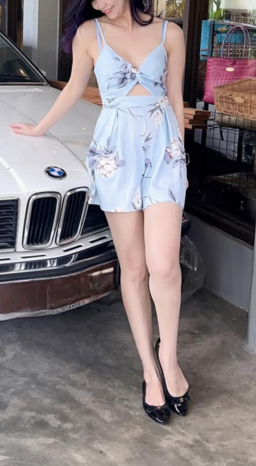 Pic #1Asian Milf Clothed and Unclothed