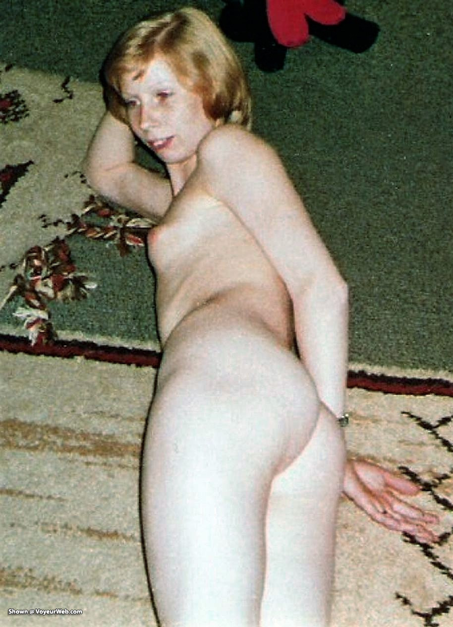 Pic #1 Petra zeigt alles