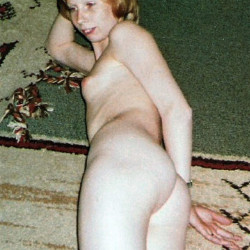 Petra zeigt alles
