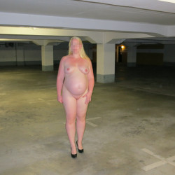 Pic #1 naked pregnant women in public