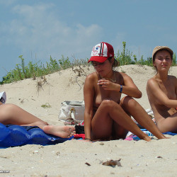 Pic #1Three young beauties
