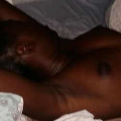 Ebony milf shows it off