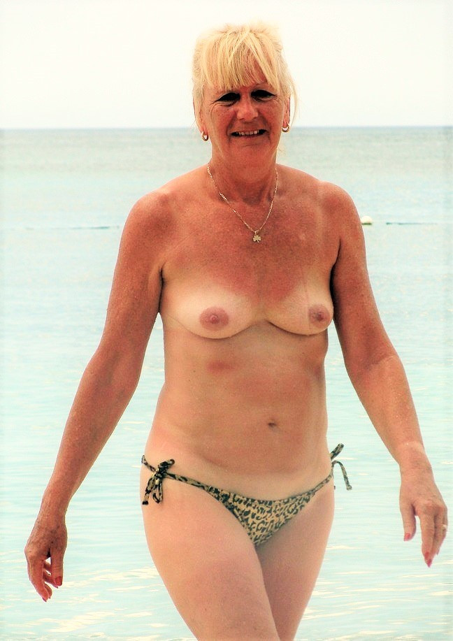 Pic #1 My small tits - nice tis