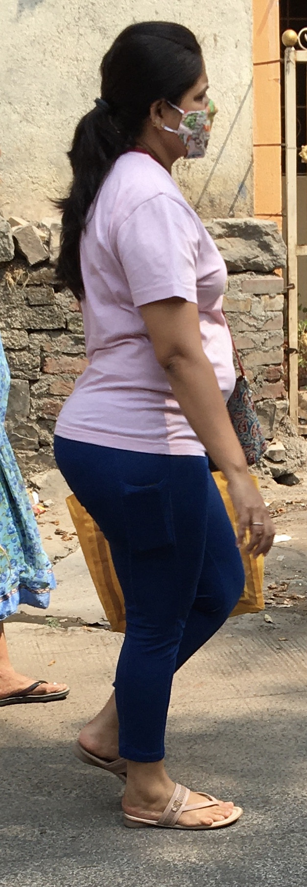 Pic #1 Street Candid 2