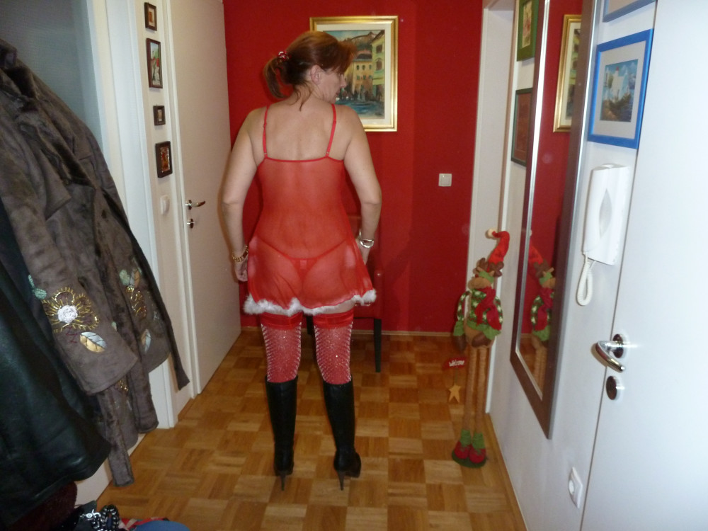 Pic #1 christmas elf