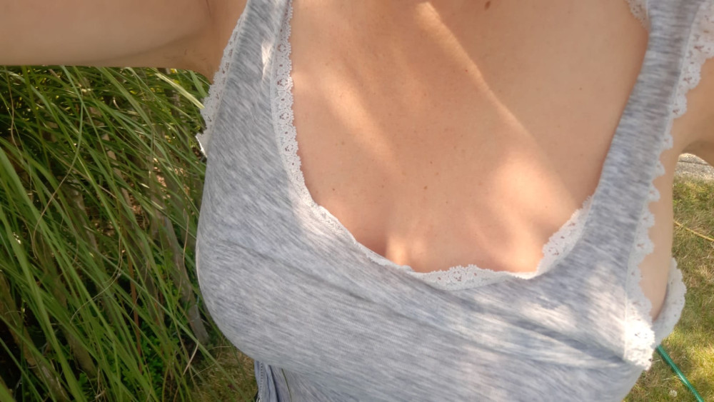 Pic #1 First time wife