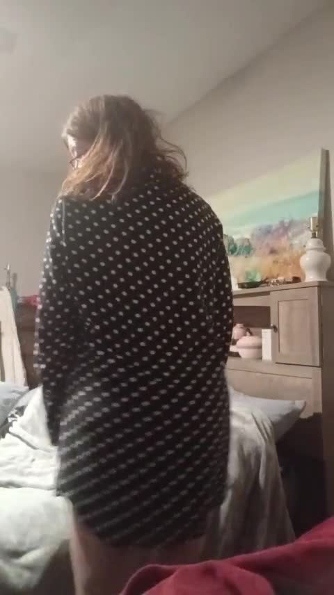 Pic #1Shaking It