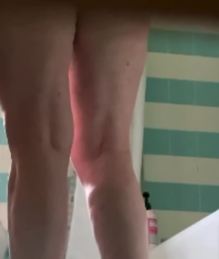 Pic #1Under door capture