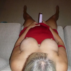 Large tits of my wife - Leggs