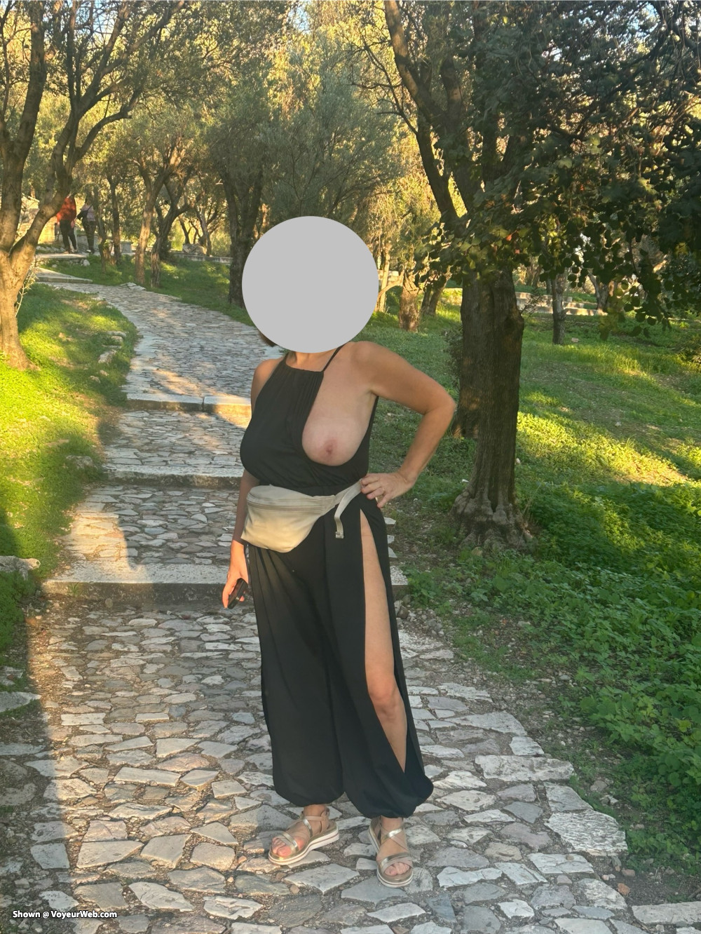 Pic #1 outdoors frenchis