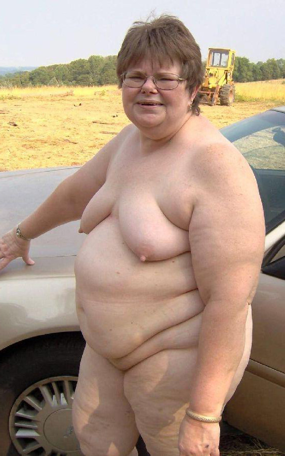 Pic #1 My medium tits - brave lady