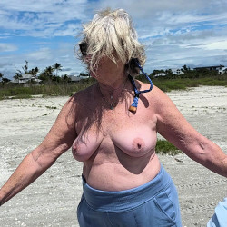 Medium tits of my wife - D from DE