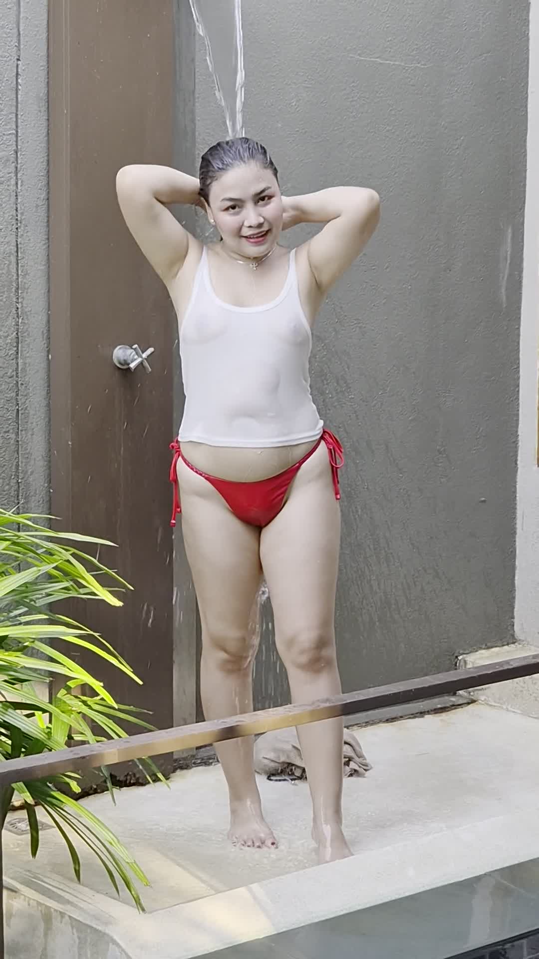 Pic #1Natty at the beach 4