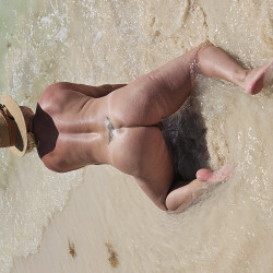 My wife's ass - Mrs CND
