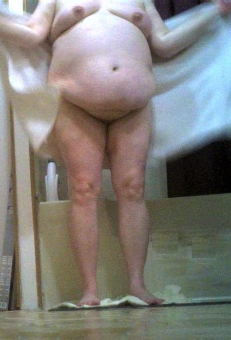 Pic #1 look at her