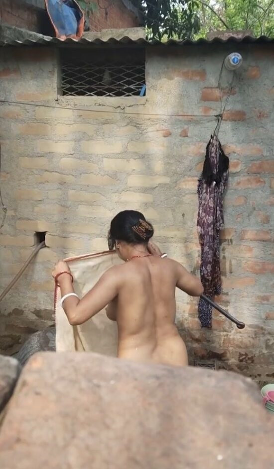Pic #1 Neighbor's wife taking bath