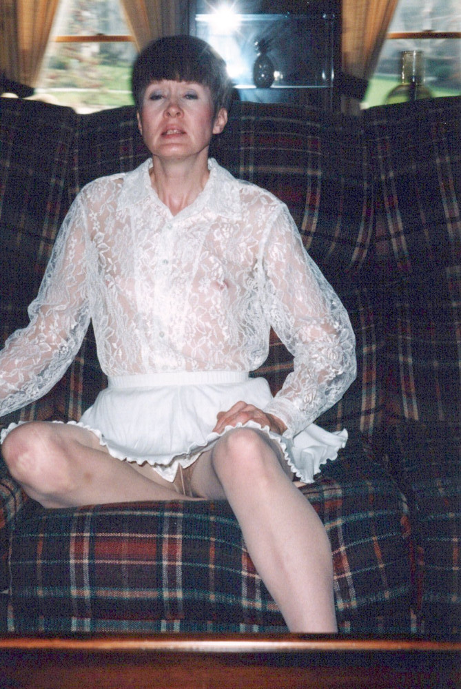 Pic #1 looking for old friends from University of Akron late 60's                   late 60' sixtys