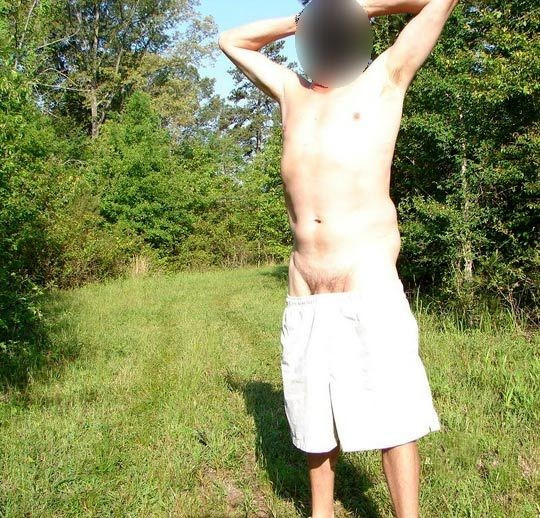 Pic #1Naked outside