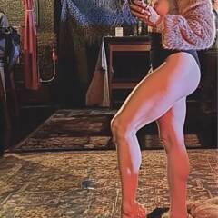 KarissaLegs SEXY LEGS EXHIBITION