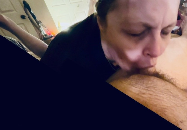 Pic #1 BBW Domina XIII. Mature cocksucker!