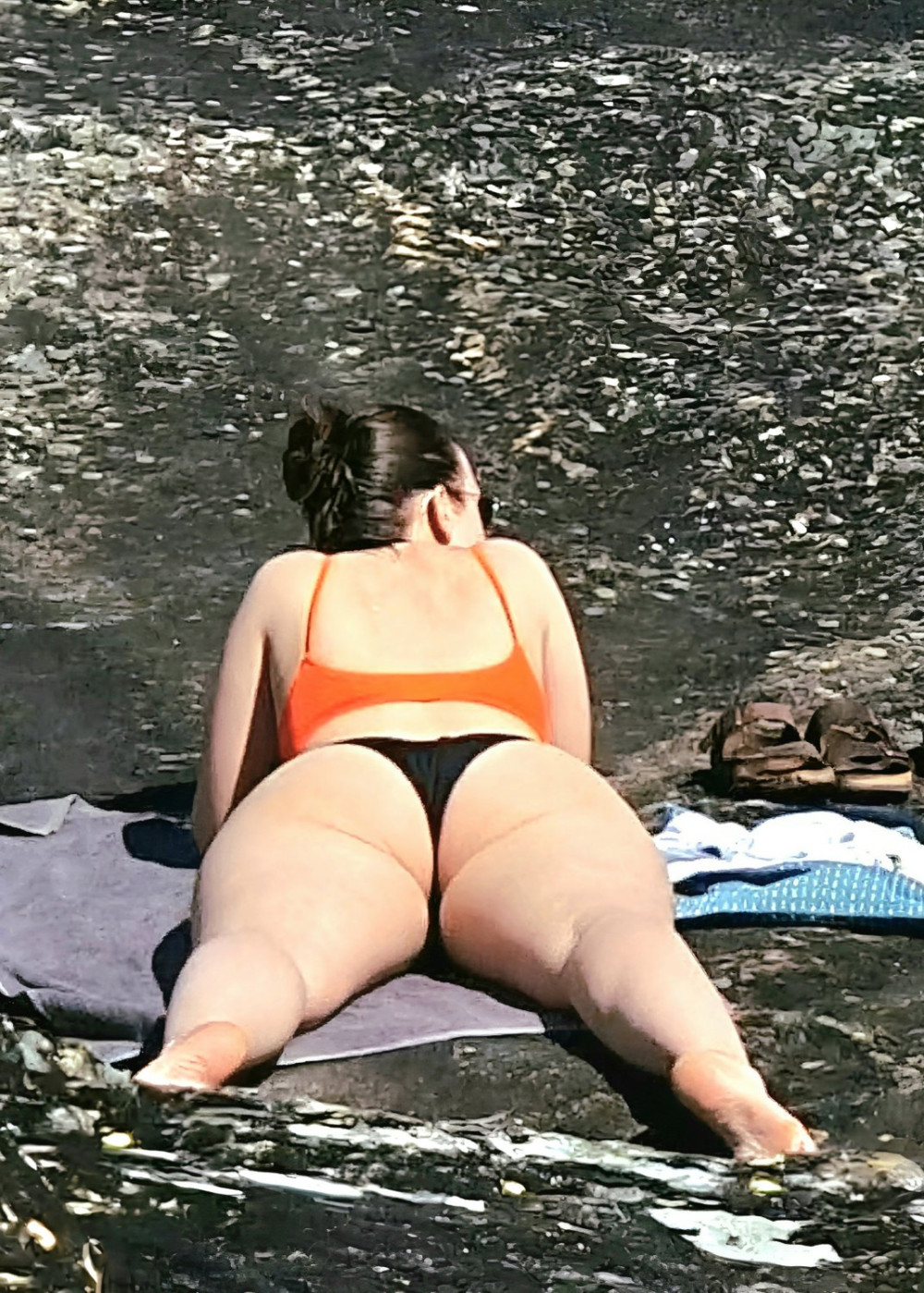 Pic #1 Hot big booty P.A.W.G