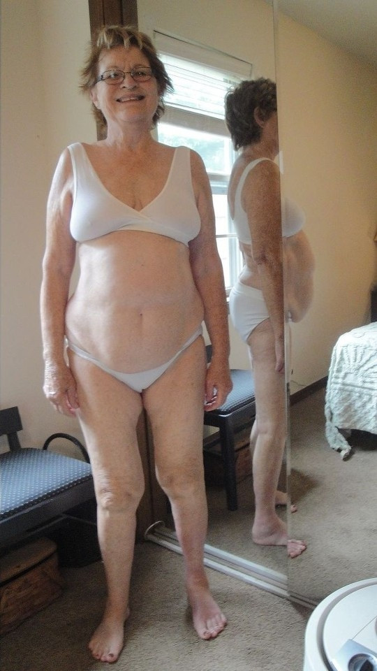 Pic #1Under Wear sent to model