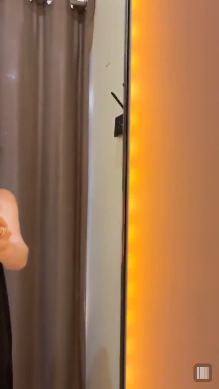 Pic #1in a changing room