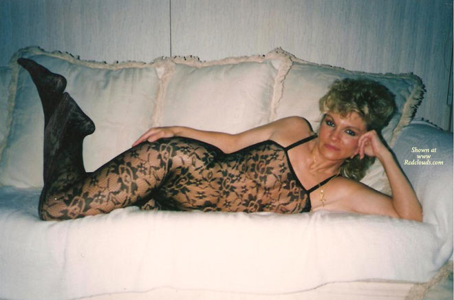 Pic #1Blonde And Sexy