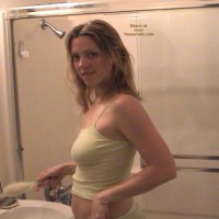 Pic #1Skyye Gets Ready For Bed