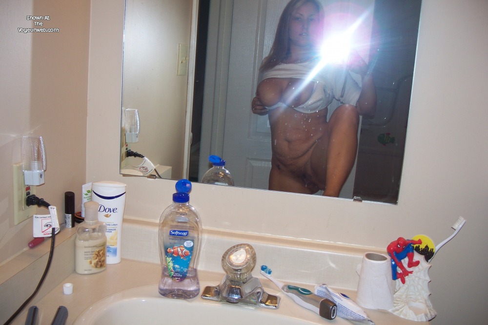 Pic #1 My medium tits - Canada Candace