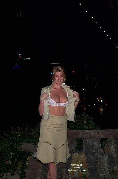 Pic #1Aussie Kym Hols 2002 1