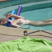 Pic #1Wife On Vacation