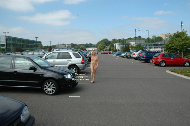 Pic #1Flashing In Surrey