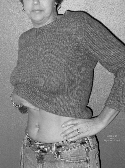 Pic #1 Lovelywife In Black And White