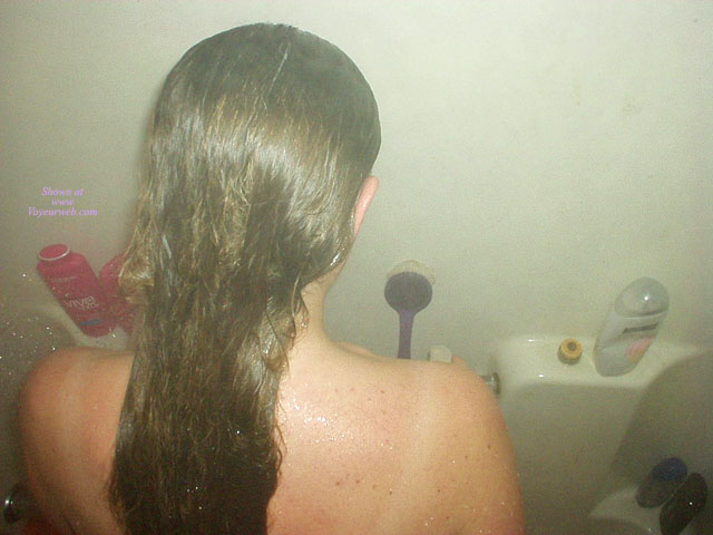 Pic #1 More Liz In Shower