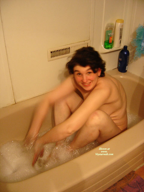 Pic #1 Bubble Bath!