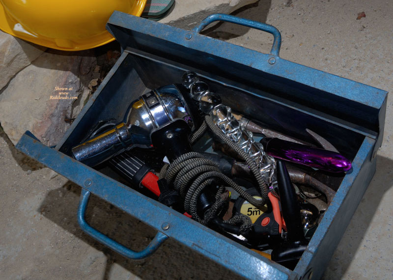 Pic #1Hannah Plays The Hard Worker Part 2