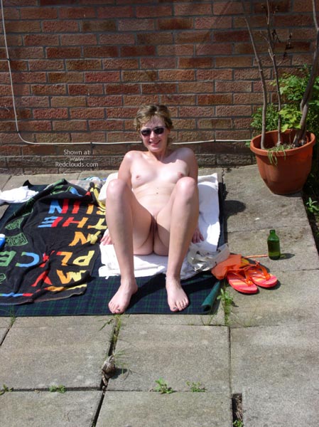 Pic #1Bubsy And Pierceddick Enjoy The Sun