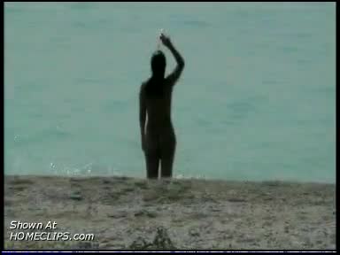 Pic #1Great Ass On The Beach!