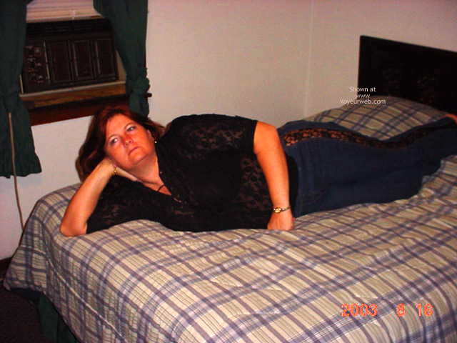 Pic #1Ky Girl Around The House 2