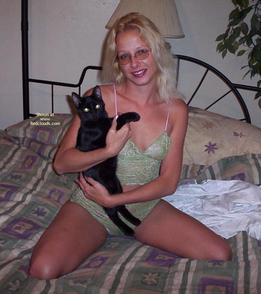 Pic #1Jen'S Back And Better Than Ever