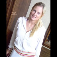 Pic #1Lexi Roller Girl Gets Down